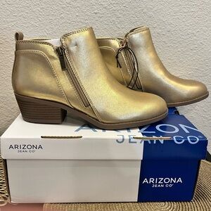 Arizona Jean Company Gold Ankle Boots